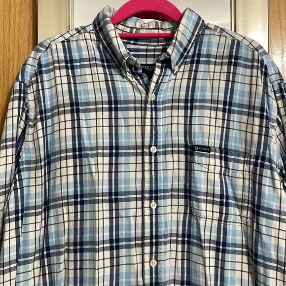 Chaps XXL plaid long sleeve button down shirt blues and white - Picture 2 of 10